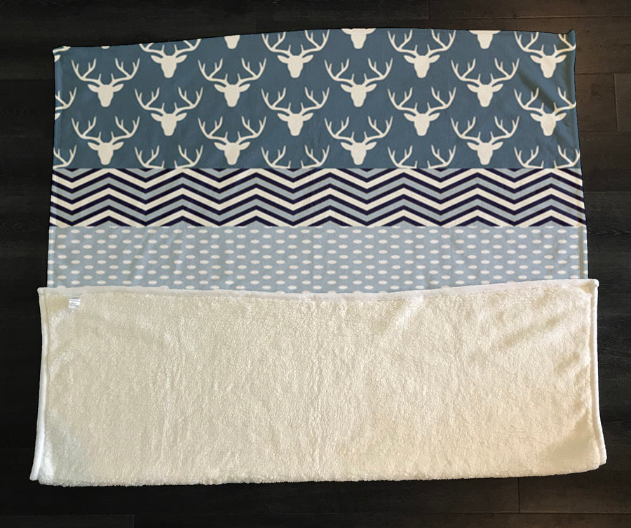 Blue Nordic Folk Stripe Pattern Fleece Sherpa Blanket