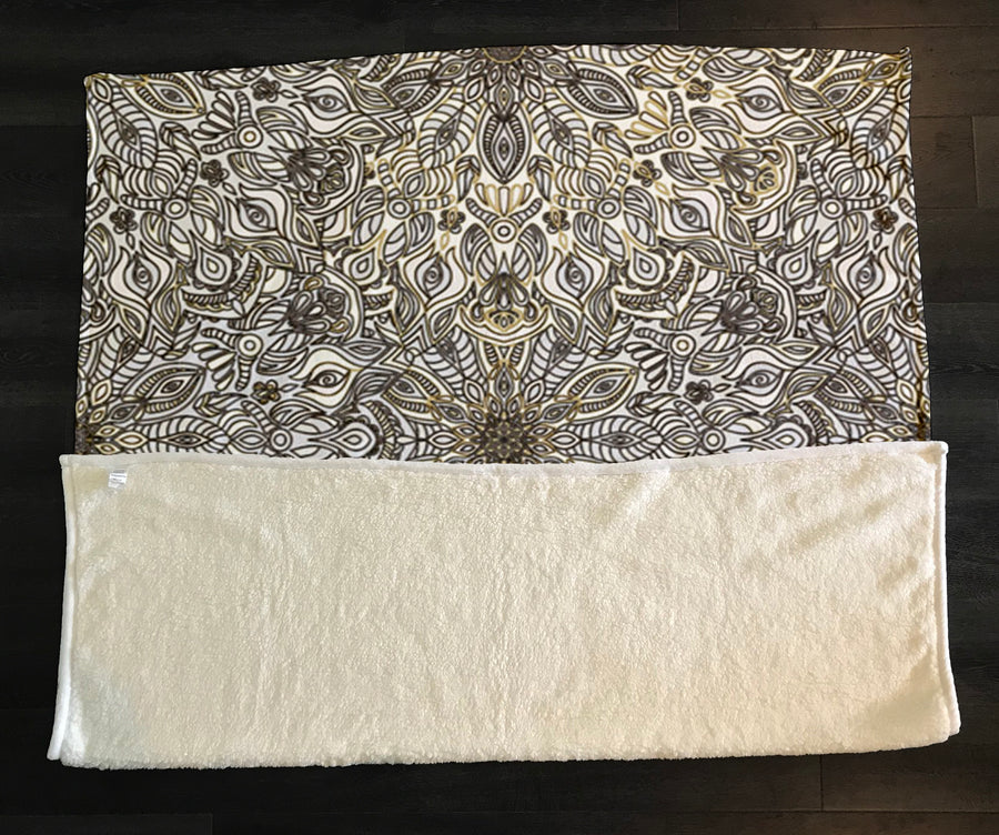 Gray Ornamental Texture Damask Pattern Fleece Sherpa Blanket