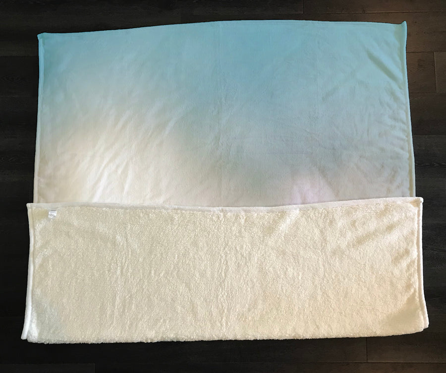 Soft Neutral Blurred Gradient Pattern Fleece Sherpa Blanket