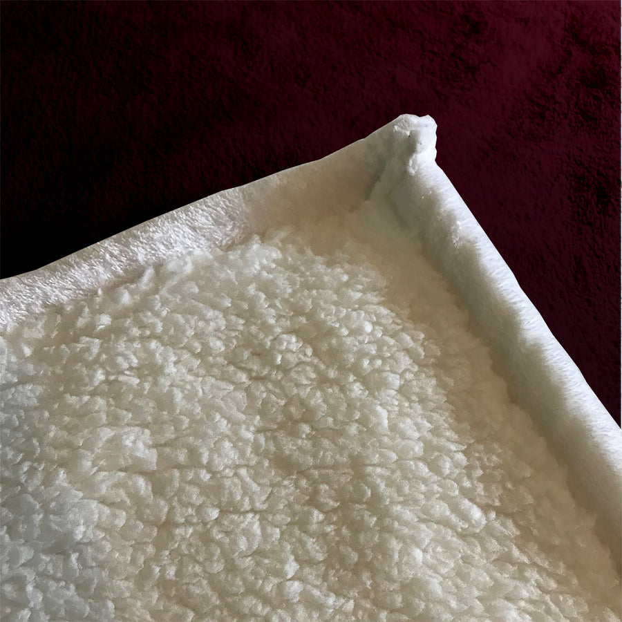 Deep Red Gradient Minimalist Pattern Fleece Sherpa Blanket