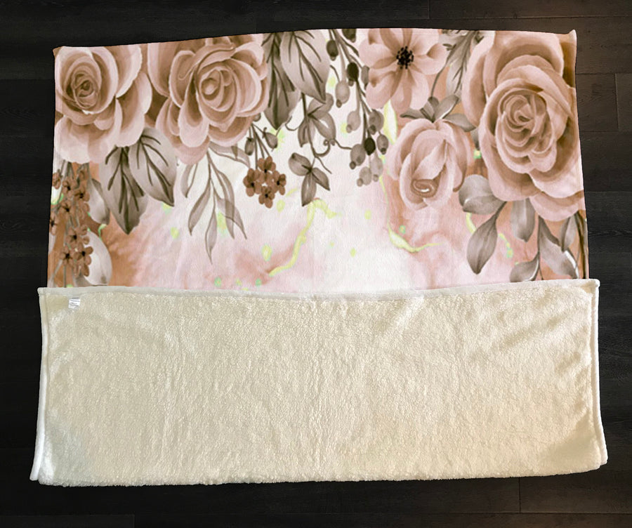 Beige Floral Rose Cluster Pattern Fleece Sherpa Blanket