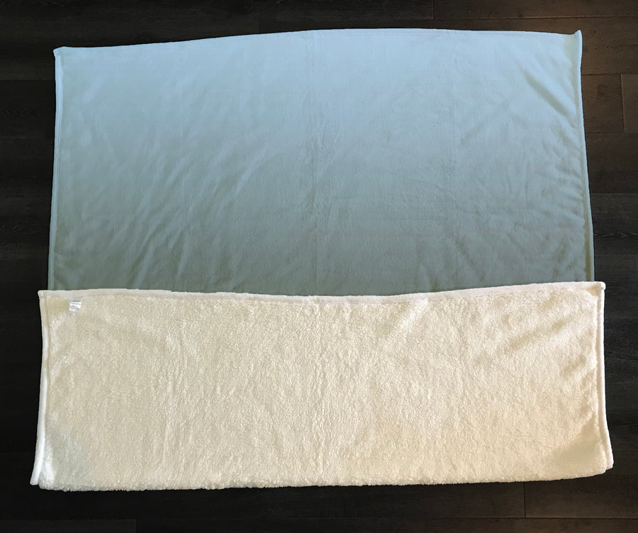Muted Blue to Green Gradient Field Fleece Sherpa Blanket