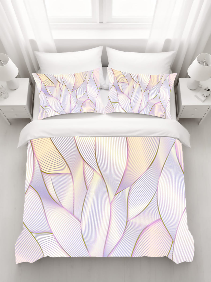 Soft Purple Feather Layered Abstract Pattern Duvet Cover