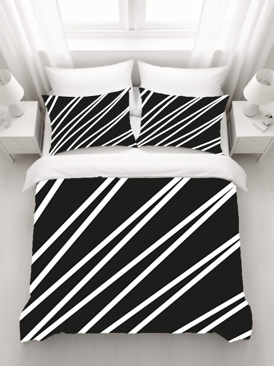 Black and White Diagonal Stripe Pattern Duvet Cover