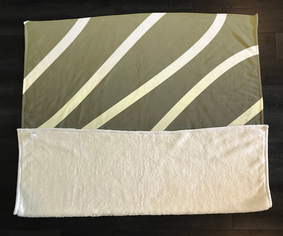 Neutral Wavy Stripe Contemporary Pattern Fleece Sherpa Blanket