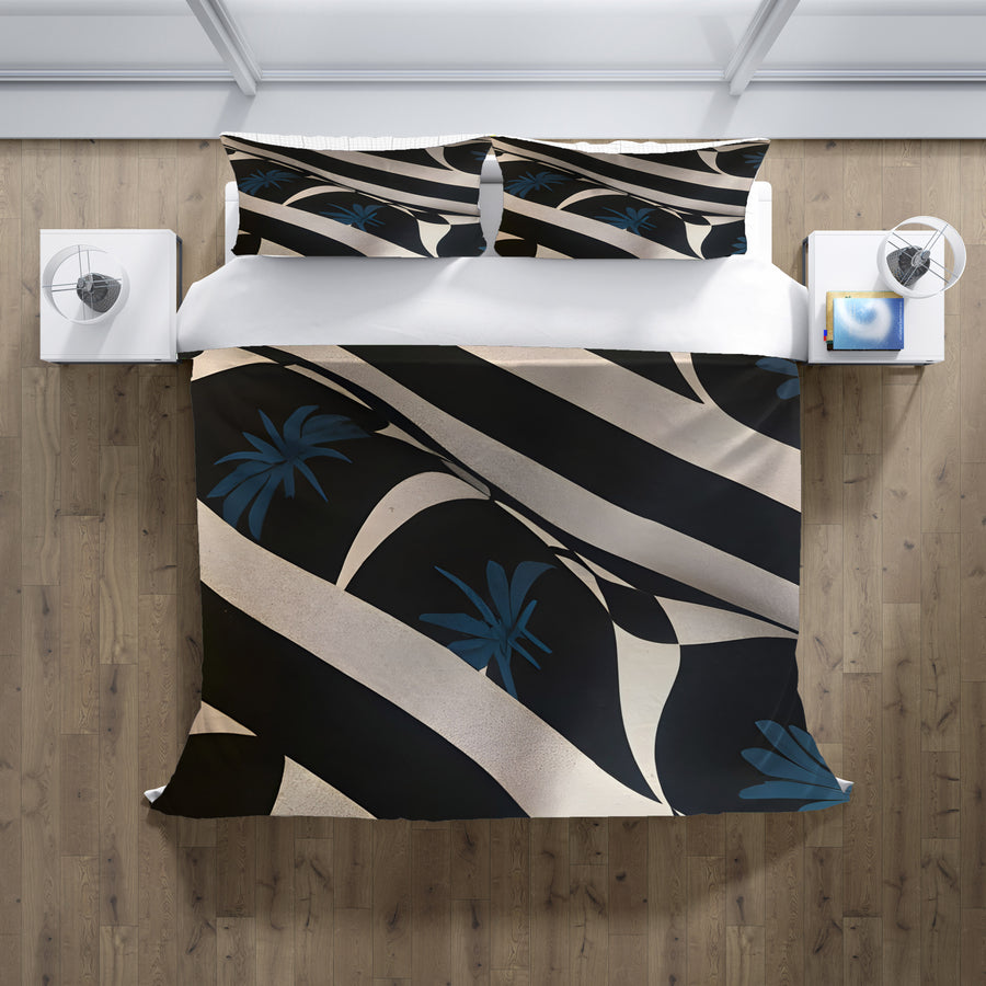 Black and Beige Abstract Wave Pattern Duvet Cover