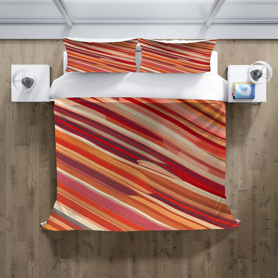 Red and Beige Linear Flow Pattern Duvet Cover