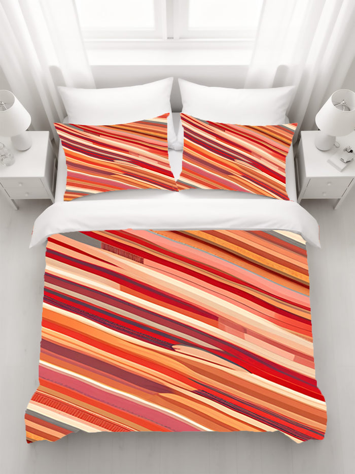 Red and Beige Linear Flow Pattern Duvet Cover