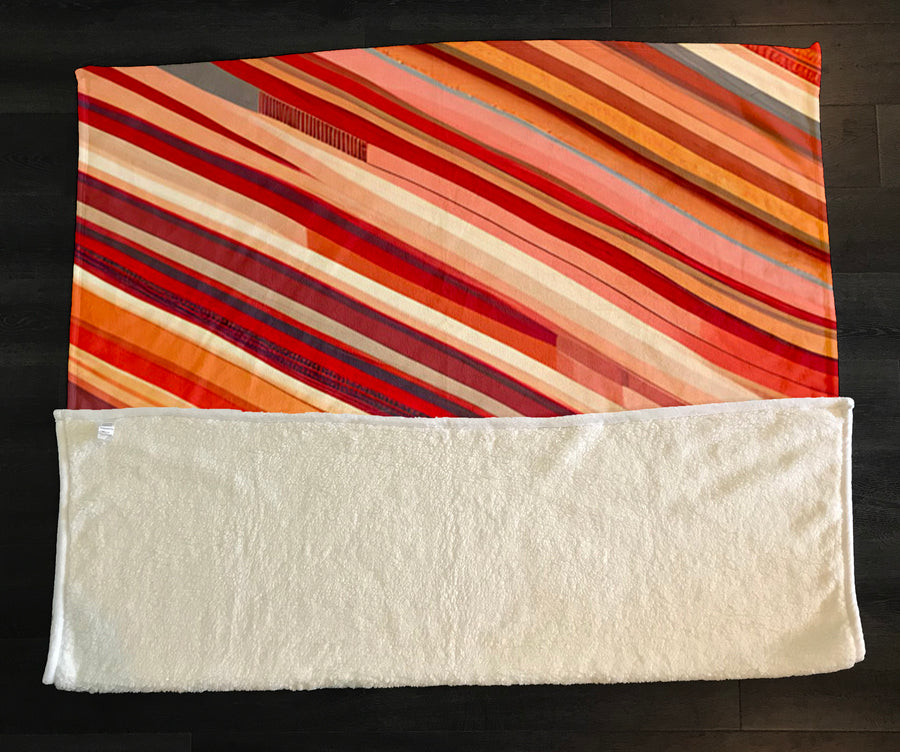 Red and Beige Linear Flow Pattern Fleece Sherpa Blanket