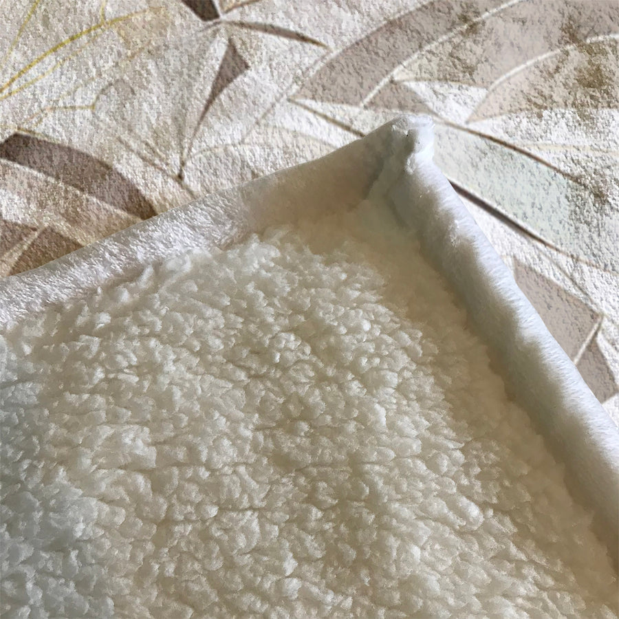 Beige Geometric Fan Pattern Fleece Sherpa Blanket